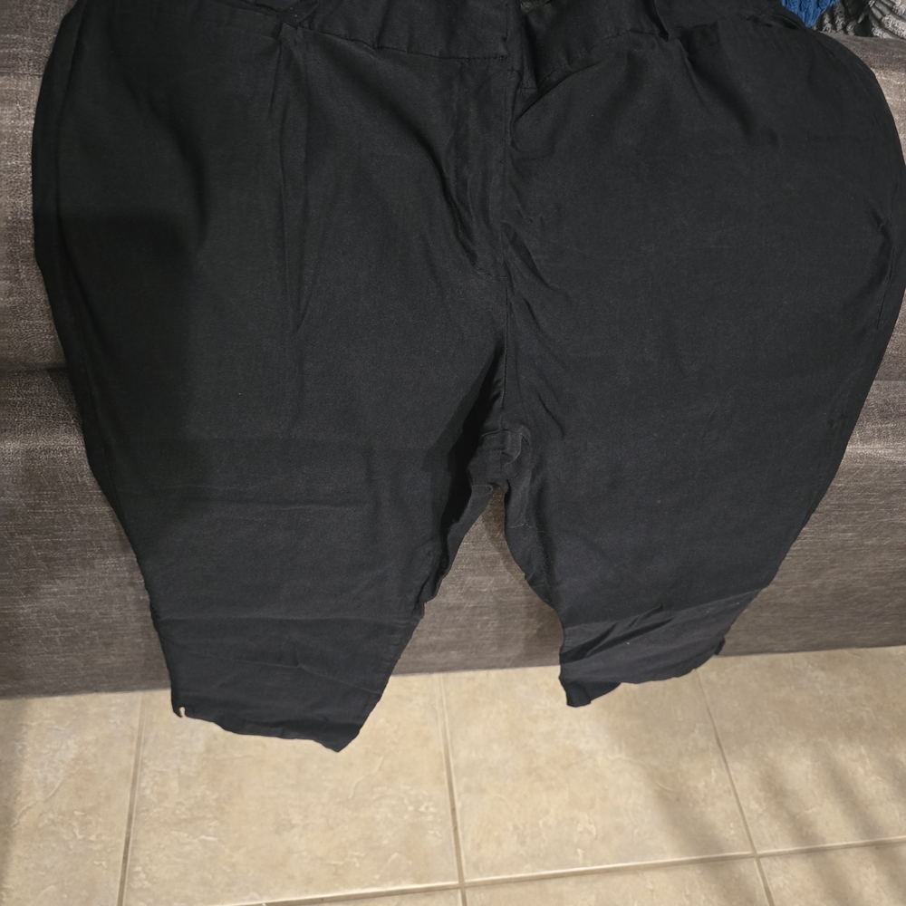 Lane Bryant Women's Black Capris